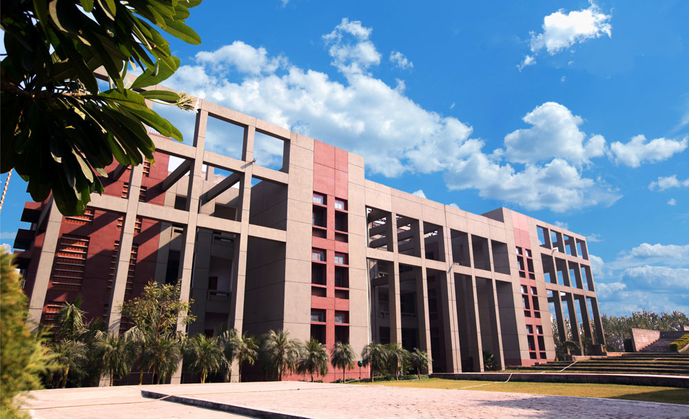 Master School of Management campus, Meerut